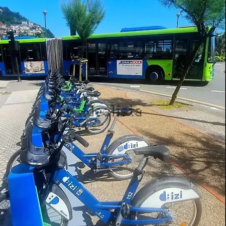 Privadas En Piso Frente A Playa Ondarreta, Bano Compartido