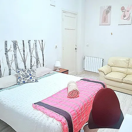 Privadas En Piso Frente A Playa Ondarreta, Bano Compartido Δωμάτια σε οικογενειακή κατοικία