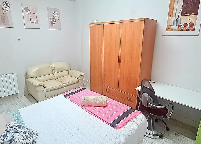 Privadas En Piso Frente A Playa Ondarreta, Bano Compartido Δωμάτια σε οικογενειακή κατοικία *